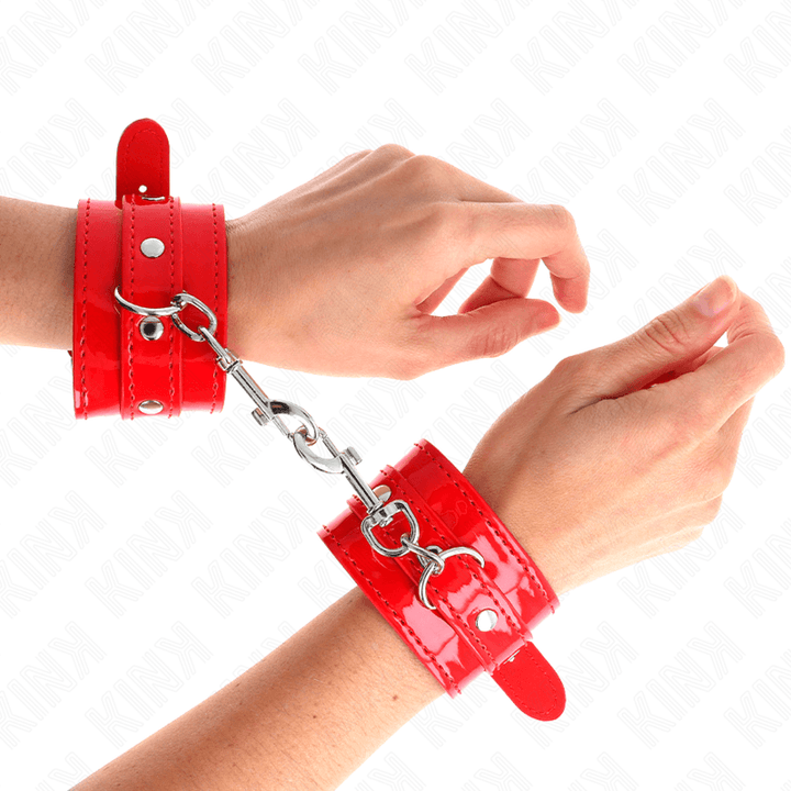 KINK - GLÄNZENDE HANDMANSCHETTEN ROT VERSTELLBAR 23-33 CM - INTIM SPACE Online Sexshop