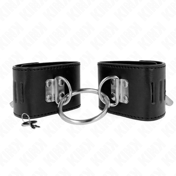 KINK - FESTE HANDGELENKFESSELN MIT RING UND VORHÄNGESCHLOSS VERSCHLUSS SCHWARZ VERSTELLBAR 16-23 CM - 5,5 CM - INTIM SPACE Online Sexshop