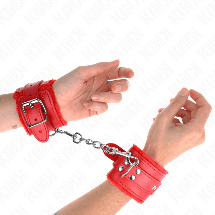 KINK - PELZGEFÜTTERTE HANDGELENKFESSELN ROT MIT ROTEM GÜRTEL VERSTELLBAR 17-29 CM - 6 CM - INTIM SPACE Online Sexshop