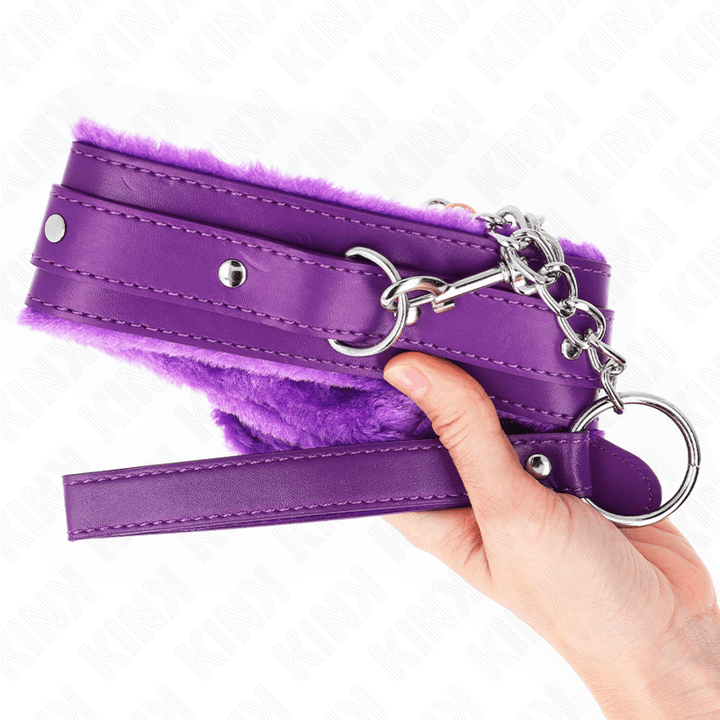 KINK - HALSBAND MIT LEINE 65 CM MIT EINSCHRÄNKUNGEN LILA 36-42 CM - 5,5 CM - INTIM SPACE Online Sexshop